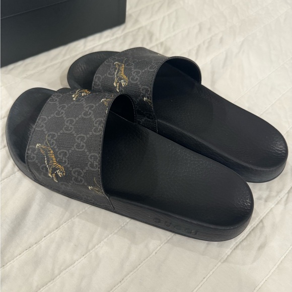 Gucci GG Supreme Slide \'Tiger\'